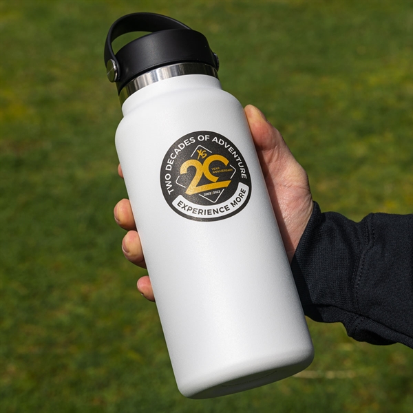 XS® Two Decades Hydro Flask Stainless Bottle - White - AmwayGear