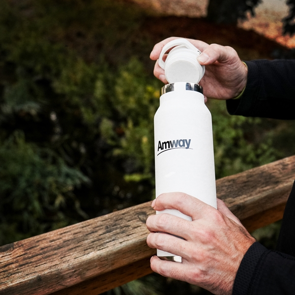 Amway™ 25 oz Voyager Bottle - White - AmwayGear